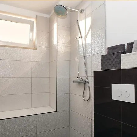 Apartment Jesenice With Sea View VI Apartman