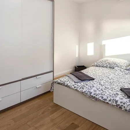 Apartment Jesenice With Sea View VI * Jesenice (Split-Dalmatia)