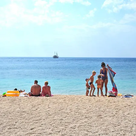 Apartment Jesenice With Sea View VI Apartman Jesenice (Split-Dalmatia)